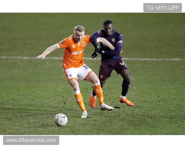 布莱克浦足球俱乐部历史发展及其在英格兰足球中的影响力分析